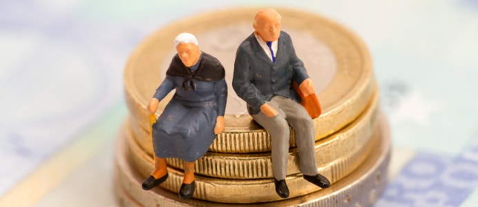Zu den Leistungen der gesetzlichen Rentenversicherung gehört neben der Altersrente auch die Zahlung der Erwerbsminderungs- und der Witwenrente.