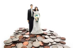 Wie hoch ist während der Privatinsolvenz mein Freibetrag, wenn ich verheiratet bin?