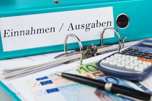 Das wichtigste Mittel, um Schulden zu vermeiden, ist ein umfassender Überblick über die eigenen Finanzen.