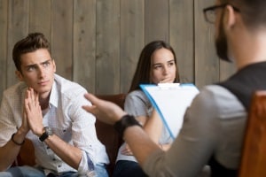 Auch die seriöse Schuldensanierung wirkt keine Wunder und lebt von Mitarbeit.