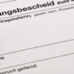 Der Vollstreckungstitel ist laut Definition eine öffentliche Urkunde über das Bestehen eines konkreten Anspruchs.
