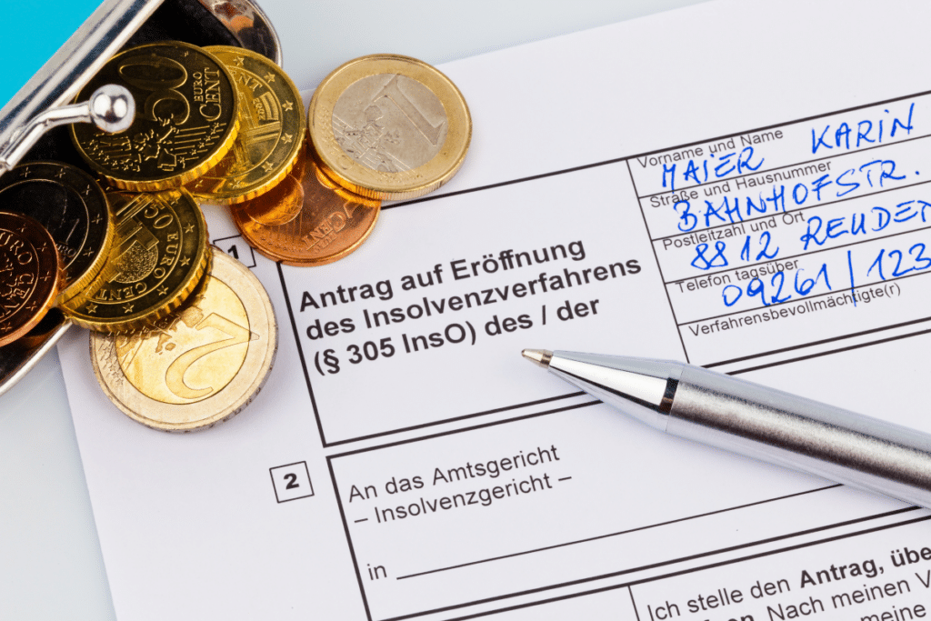 Die Frage "Wie oft kann man Privatinsolvenz anmelden?" hängt immer vom vorherigen Verfahren ab.