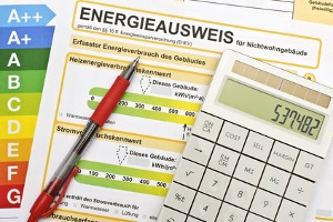 Wie spart man dauerhaft Strom und welche Rolle spielt die Energieeffizienz bei Geräten?